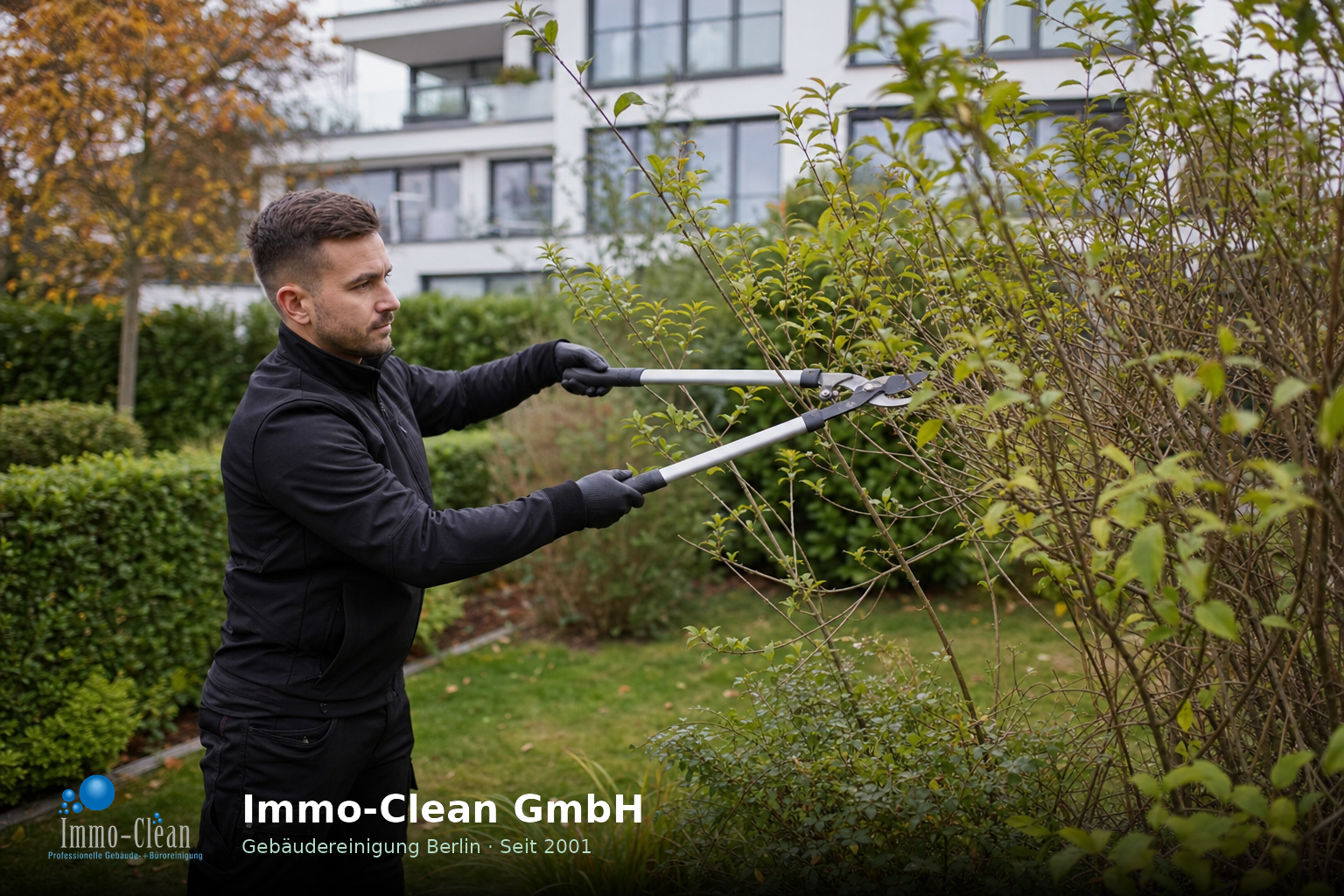 Gartenpflege Berlin - Rasenmähen und -pflege Heckenschneiden Unkraut entfernen